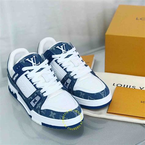 lv giay